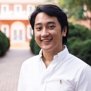 Meet your Posher, Alex